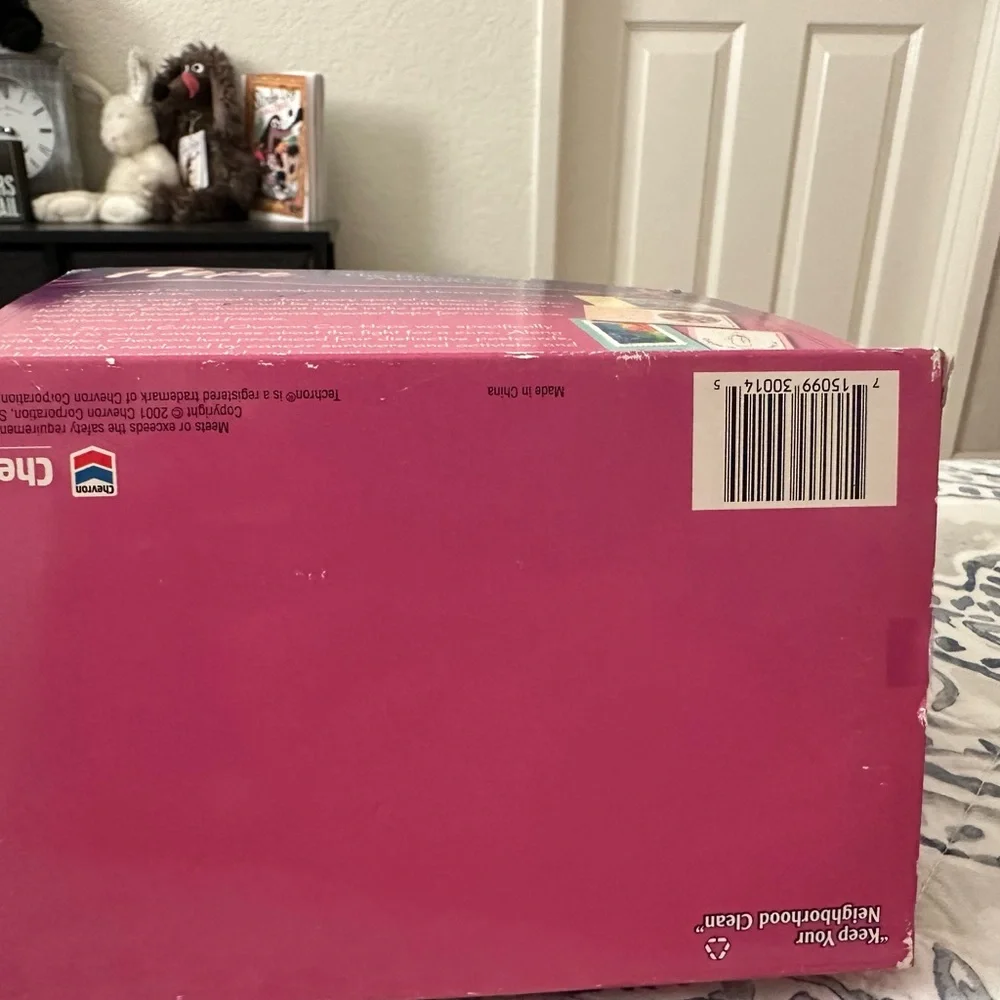 Chevron Cars Special Edition Breast Cancer Awareness pink antique Chevron car. - Picture 4 of 8